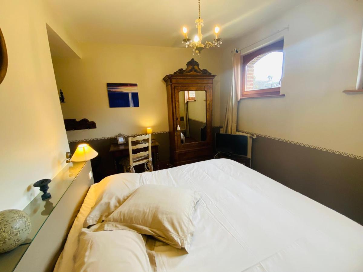 Ferme De Montecouvez Bed & Breakfast Crevecoeur-sur-l'Escaut ภายนอก รูปภาพ